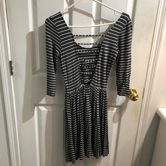 Hollister Gray and White Striped Dress - Picture 3 of 4